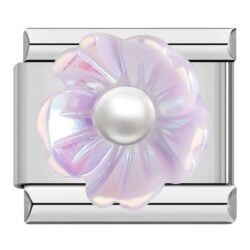 Purple Flower and its pearl