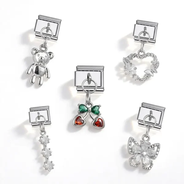 charm-kit-004-1.webp Treasured Hanging Charms