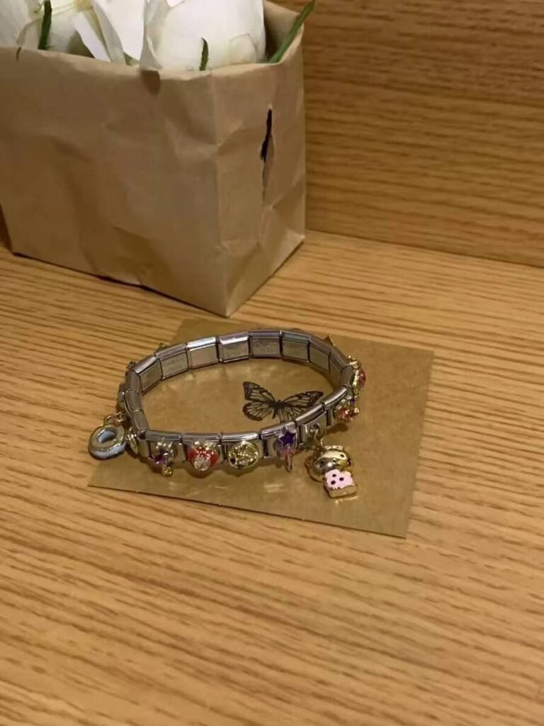 Image #1 from Julia Jenkins