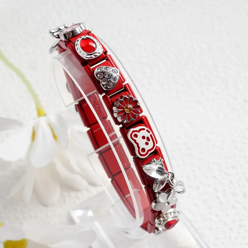 18 pcs Red mix charm bracelet kit
