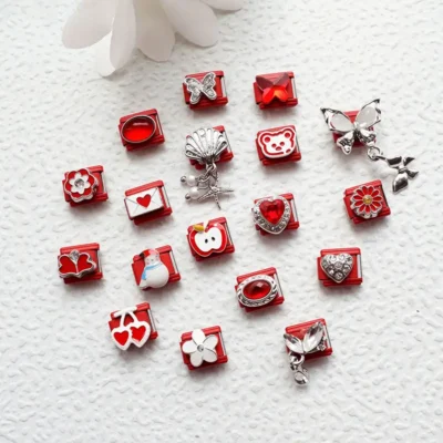 18 pcs Red mix charm bracelet kit